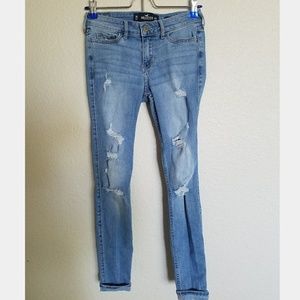 Distressed Denim Skinny Jeans